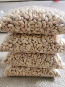 Vente en gros de noix de cajou biologiques du Vietnam Meilleure qualité Grade W240/W320 Snack grillé style frais Application d'aliments biologiques - Product Image 5