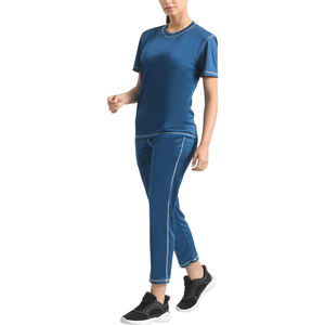 Conjunto de chándal de verano de tela suave para mujer, dos piezas ligeras con Camiseta de cuello redondo y pantalones de Jogger ajustados para Fitness - Product Image 6