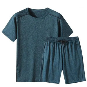 Ensemble T-shirt et Short Décontracté Homme Personnalisable en Gros, Respirant, Uni, Épais, Doux, 100% Coton, Écologique, Séchage Rapide - Product Image 2