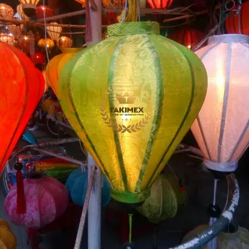 Traditional Vietnam Lantern Hoi An Silk Lantern In Colorful / Vietnamese Silk Lantern For Sale