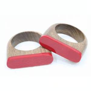 Luxury Latest Resin & Wood Napkin Ring Hot Sale Product Home Hotel Table <b>Top</b> Resin Napkin Ring Cloth Best Color Round Ring - Product Image 1
