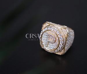 Anillo de diamante con letra P de suministro directo de fábrica, una opción perfecta para bodas y celebraciones o ropa de noche disponible para la venta - Product Image 3