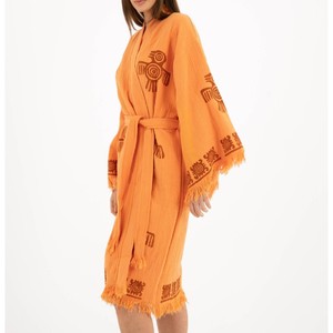 Kimono long pour femmes, vêtement à devant ouvert tendance, longueur allongée, parfait pour un superposition chic et une garde-robe saisonnière - Product Image 6