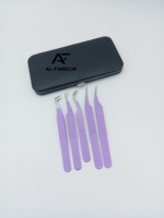 Pince à cils violette en acier inoxydable avec pointe en fibre de volume de logo personnalisé et boîtes à cartes