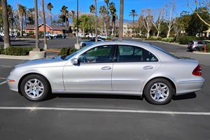 MERCEDES-BENZ E320 SEDAN 2004 D'OCCASION CÔTÉ GAUCHE/DROIT - Product Image 3