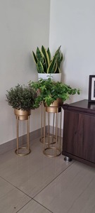 Ensemble de 3 jardinières sur pied avec support en métal doré pour plantes d'intérieur, décoration moderne et élégante pour la maison, salon et bureau - Product Image 4