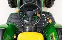 Tracteur John Deere 25hp 3025D d'occasion de 2022 pour une utilisation polyvalente disponible