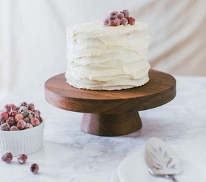 Présentoir à gâteau en bois rustique marron fait à la main décor de ferme présentoir de nourriture et de fête - Product Image 1