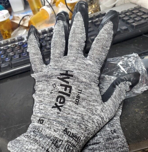 Gants tricotés en nylon enduit de nitrile Ansell Hyflex 11-801-Résistant à l'abrasion, aux coupures et aux perforations Résistance à l'huile légère et aux produits chimiques Général - Product Image 2