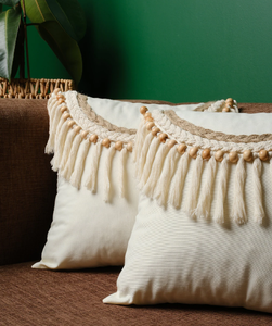Housse de coussin Boho, housse de coussin, taie d'oreiller macramé, taies d'oreiller avec glands et perle en bois - Product Image 1