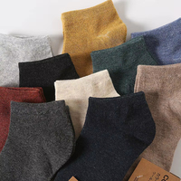 Vente gros Fabricant chaussettes skateboard avec coussin souple design personnalisé pour sport Chaussettes coton pour hommes