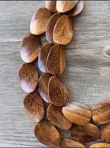 Collar llamativo de madera, collar con cuentas marrones, regalo para ella de Tradebit - Product Image 3