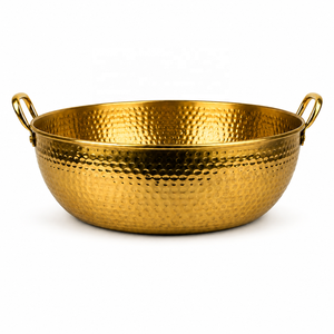 Bol de pédicure rond en cuivre doré, fait main, pour les salons de manucure, les centres de bien-être et les hôtels - Product Image 1