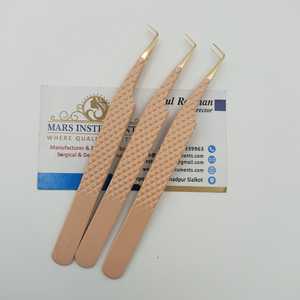 Pince à épiler d'extension de cils d'impression de poignée de diamant de 90 degrés pour l'éventail de cils produits de haute qualité pointe d'or de couleur crème - Product Image 2