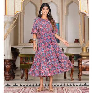 Robe Anarkali en rayonne imprimée de fleurs multiples, accessoire de vêtements traditionnels musulmans pour fumeurs - Product Image 3