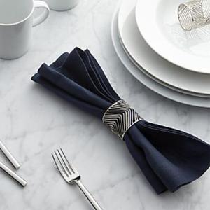 Anneaux de serviette en acier inoxydable de luxe avec des matériaux écologiques et un savoir-faire sans couture pour des expériences culinaires haut de gamme - Product Image 1