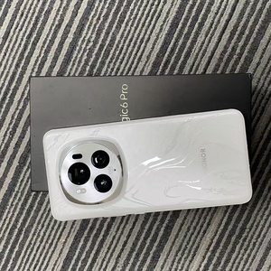 Smartphone <span class=keywords><strong>Honor</strong></span> Magic6Pro Usato Originale all'Ingrosso, 12GB RAM, Schermo da 6.8 Pollici - Product Image 2