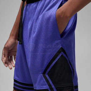 Pantalones Cortos de Baloncesto para Todo Clima, Tejido Deportivo Premium Diseñado para Entrenamiento y Práctica Diaria - Product Image 4