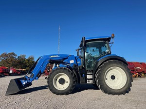 2022 Nouveau tracteur Hollan T5.140 avec chargeur frontal - Product Image 4
