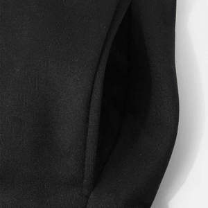 เสื้อฮู้ดผู้ชายแบบสั่งทำขายส่ง ไซส์ใหญ่ ผ้าหนา สไตล์สตรีทแฟชั่น สีดำครึ่งตัว ขาวครึ่งตัว - Product Image 6