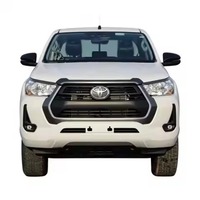 Toyota Hilux 2025 2.7L 4 cylindres 4x4 2 essieux Essence Transmission automatique Direction à gauche