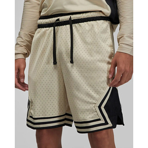 Pantalones Cortos Deportivos Casuales para Hombre, Secos y Cómodos, 100% Poliéster, Malla de Ratán y Color Negro, con Cintura Elástica y Cinta Tejida a Rayas - Product Image 1