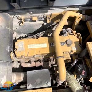 Vente flash : Excavatrice Caterpillar CAT340D2L d'occasion en bon état avec vannes hydrauliques - Product Image 3