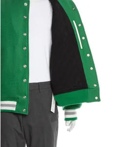 Chaqueta Varsity de Forro Polar Personalizada de Alta Calidad 2026, Chaqueta Bomber Varsity de Estilo Urbano Transpirable y Elegante para Hombre, MOQ Bajo 2 Piezas OEM - Product Image 6