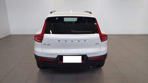VOLVO XC40 B3 PLUS OSCURO LHD/RHD 2023 USADO - Product Image 2