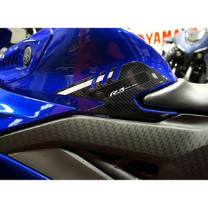 Protezioni Laterali Serbatoio in Gel 3D per Yamaha R3 2019-2025, 2 Pezzi Compatibili - Product Image 2