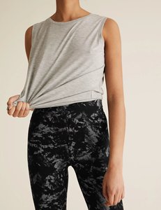Leggy de color personalizado al por mayor, pantalones de yoga para mujer, ropa de gimnasio para mujer, legging deportivo sólido para adultos, estampado por sublimación para chicas calientes - Product Image 4