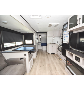 NOUVEAU Remorque de camping-car d'occasion Jayco Jay Feather 25RB 2026 prête à la vente - Product Image 2