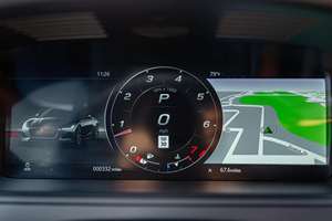 รถยนต์ปี 2024 รุ่น Guar F Type R 75 Coupe Turbo AWD ไมล์น้อย เกียร์อัตโนมัติ พวงมาลัยซ้าย น้ำมันเบนซิน 8 สูบ - Product Image 6