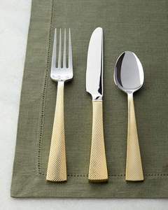 Ensemble de couverts en acier inoxydable avec une fabrication détaillée et une construction durable pour les amateurs de gastronomie raffinée - Product Image 4