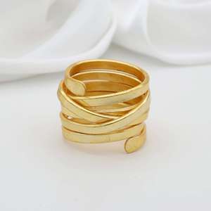 Bague spirale minimaliste en laiton plaqué or 18 carats, multi-couches, vente en gros pour femmes - Product Image 6
