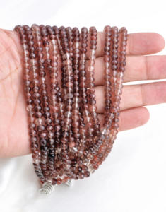 ลูกปัดทรงรอนเดลล์จากพลอยสกาโปลไลต์สีน้ำตาลธรรมชาติ ขนาด 4-5 มม. น้ำหนัก 76 กะรัต สำหรับทำเครื่องประดับชั้นดี โดย Prismatic Gems - Product Image 4