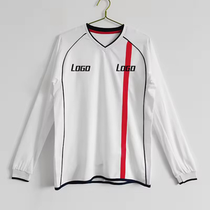 Camiseta de Fútbol Personalizada Premium, Transpirable, Ligera, 100% Poliéster, Manga Corta, Corte Atlético Moderno, Estilo Profesional para Partidos - Product Image 1