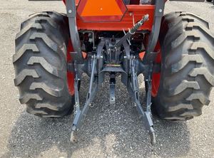 รถแทรกเตอร์อเนกประสงค์ Kubota L3560 มือสองสภาพดี พร้อมหัวตักหน้า LA805 37 แรงม้า มีจำหน่าย - Product Image 6