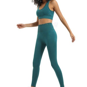 Conjunto de Yoga para Mujer, Cintura Elástica, Secado Rápido, Sin Costuras, Transpirable, Elástico, Diseño Sólido, 2 Piezas, en Venta en Pakistán - Product Image 4