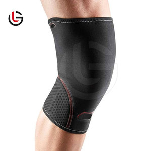 Manchon de genou léger en néoprène durable fabriqué au Pakistan pour la dynamophilie - Product Image 1