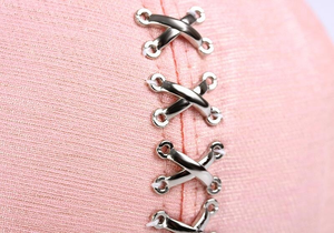 Vente en gros de casquette de baseball sportive 100% coton pour hommes, design élégant à 5 panneaux avec bord incurvé en éponge, logo brodé personnalisé - Product Image 5