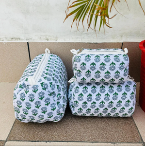 Wholesale <b>Quilted</b> Floral Cosmetic <b>Bag</b> Personalized Cotton Travel Toiletry Pouch Zipper <b>Bag</b> Fashionable Puffy Cosmetic <b>Bag</b> - Product Image 6