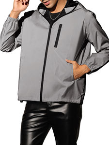 Chaqueta de lluvia con capucha Impermeable al aire libre Chaqueta cortavientos Hombres Ligero Impermeable Chaqueta deportiva al aire libre - Product Image 4