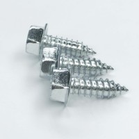 Bon prix Vis autotaraudeuses Torx à tête hexagonale M3~M6 en acier inoxydable et cuivre pour l'automobile et les meubles/armoires