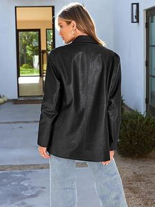 Blousons d'aviateur en similicuir pour femmes en gros, manteaux d'automne et d'hiver à la mode, tenues de sortie à la mode, vêtements d'extérieur pour femmes avec logo personnalisé - Product Image 3