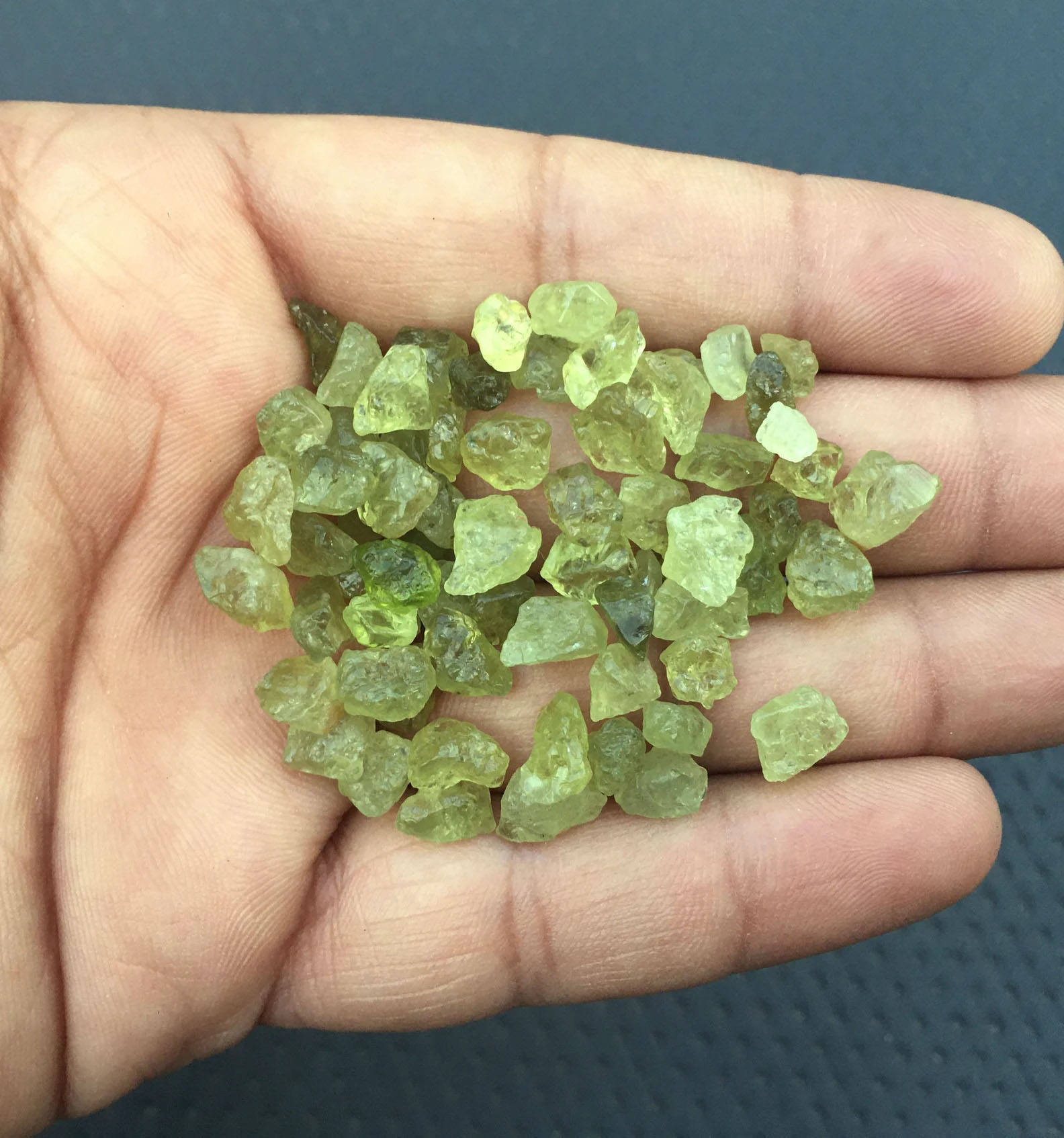 สีเขียว