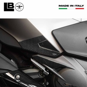 Adesivo Protettivo per Poggiapiedi Posteriore Kymco Ak550 Premium per Motociclette - Product Image 2