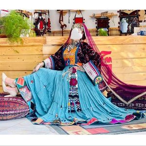 Nouveau dernier modèle Vente à chaud pour femmes robes afghanes KUCHI au tarif de gros idéal pour les robes de mariage et de soirée - Product Image 6