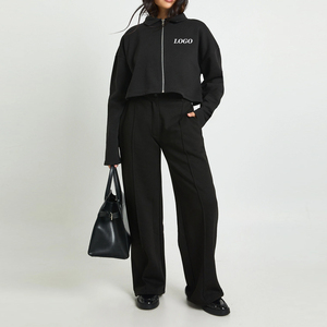 Survêtement droit pour femme avec cordon de serrage – Prix de gros pour acheteurs en gros – Design décontracté uni avec capuche - Product Image 1