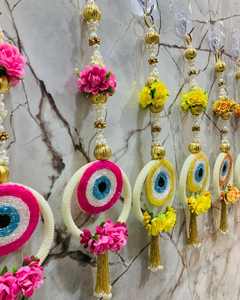 Adorno de Pared Hecho a Mano con Ojo Turco, Decoración de Pared con Flores Artificiales y Borlas |   Decoración Festiva de Protección Vastu - Product Image 4